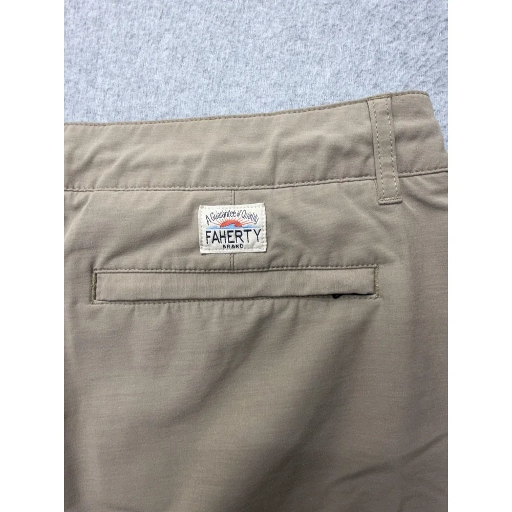 Faherty All Day Shorts Mens 40 Beige Chino 9 Inseam Drawstring Stretch Casual